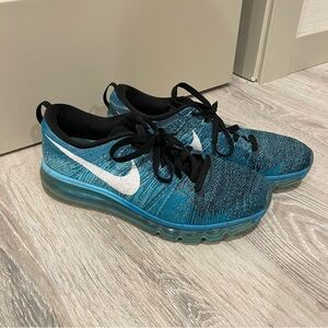 Men’s Nike Flyknit Max